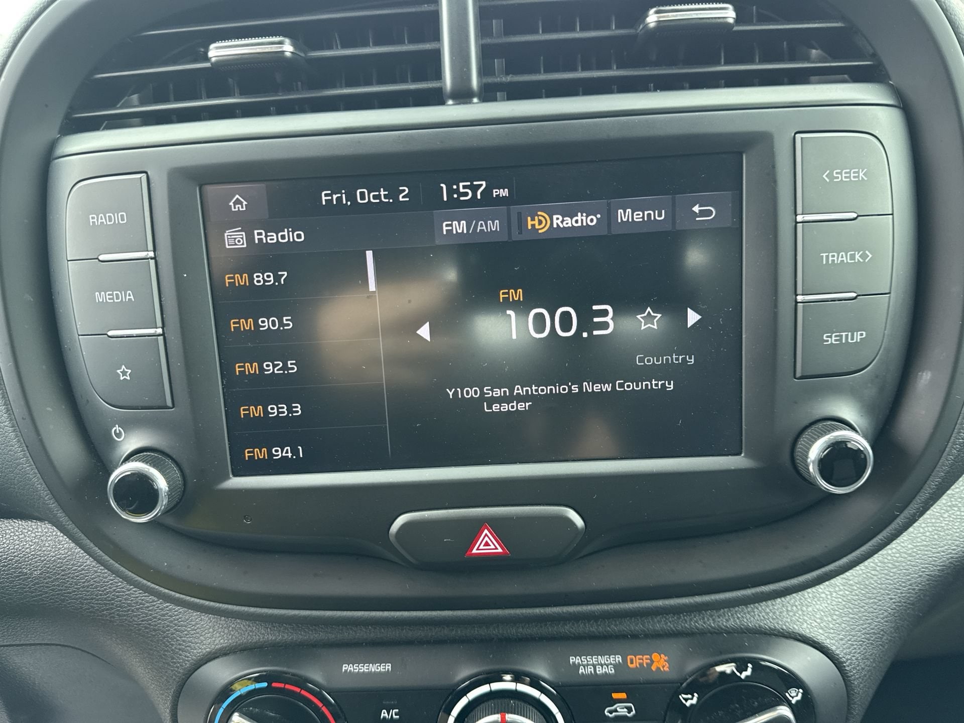 2025 Kia Soul LX - Photo 12