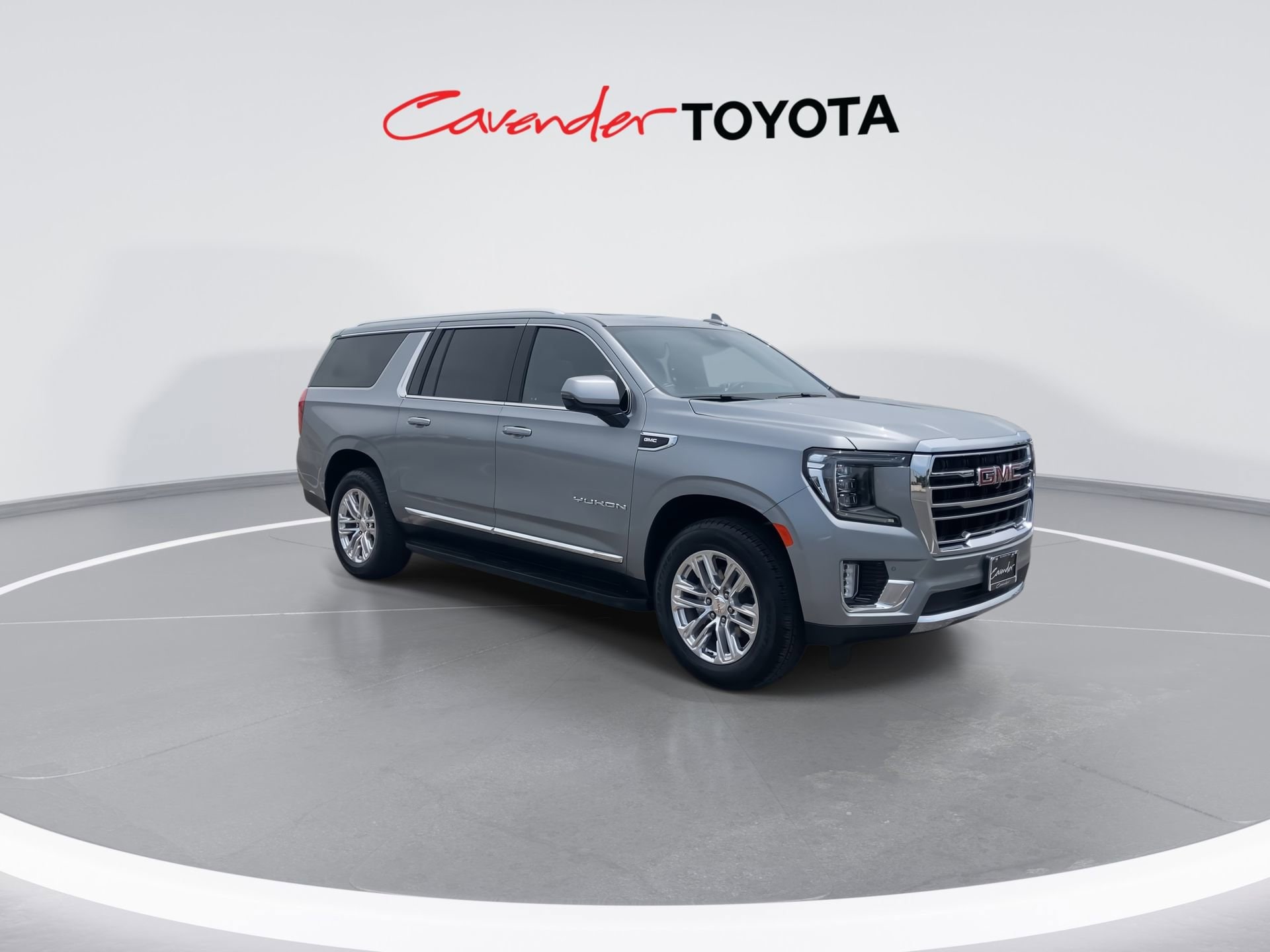 Used 2024 GMC Yukon XL SLT with VIN 1GKS1GKDXRR225506 for sale in San Antonio, TX