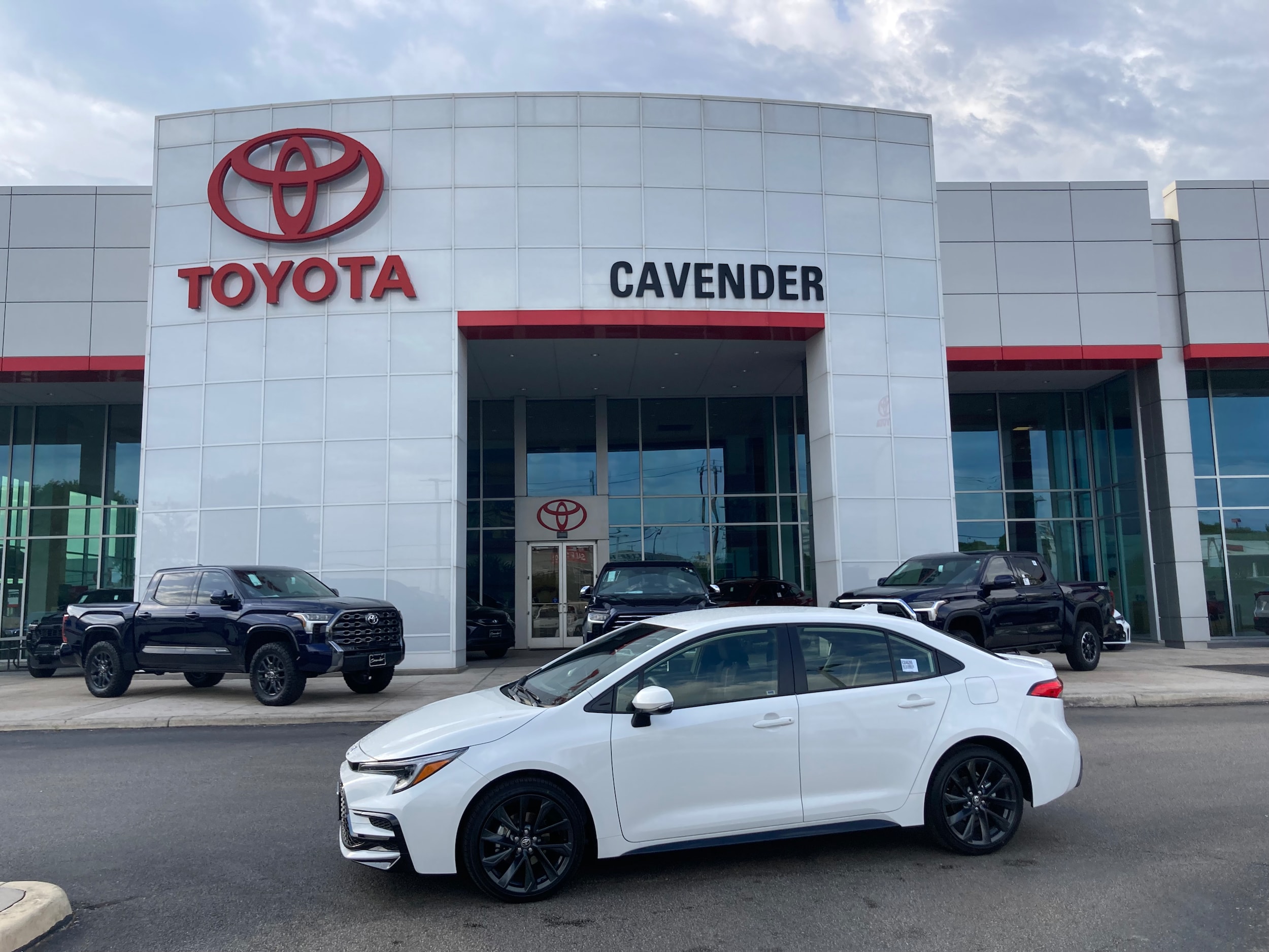 Cavender Toyota - Service Center, Toyota, Used Car Dealer - Dealership ...