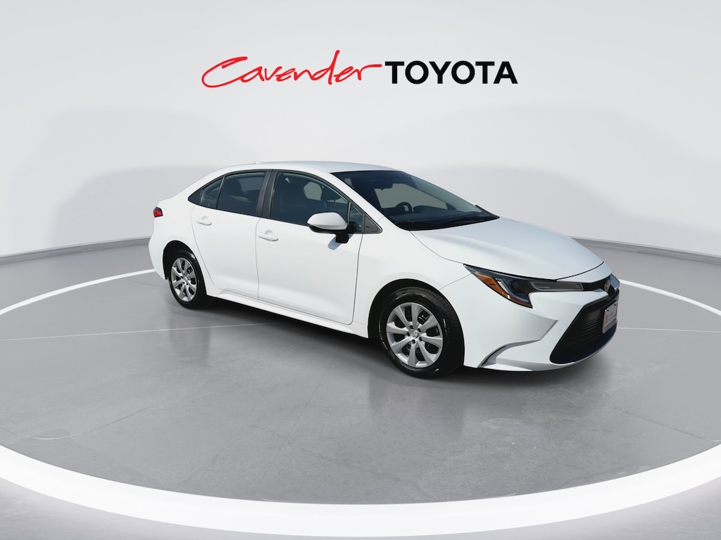 Used 2025 Toyota Corolla LE Sedan