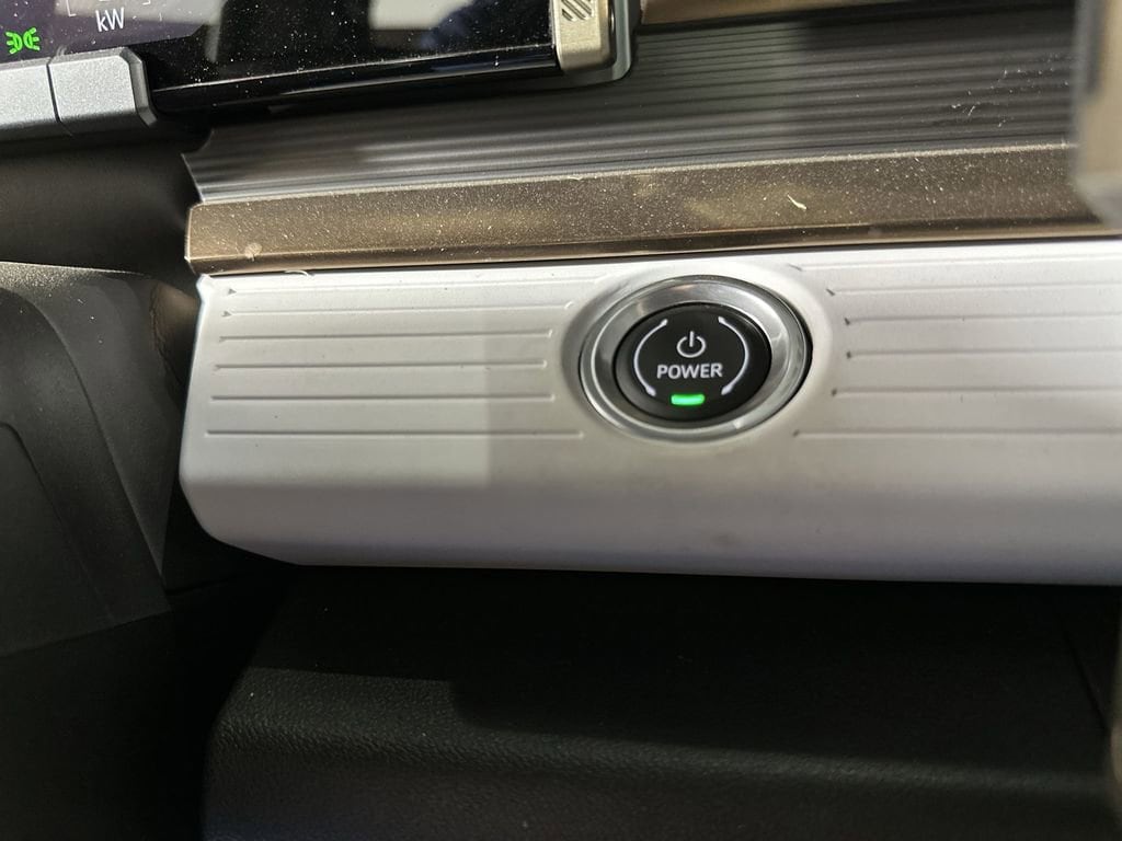 2024 GMC HUMMER EV 2X - Photo 17