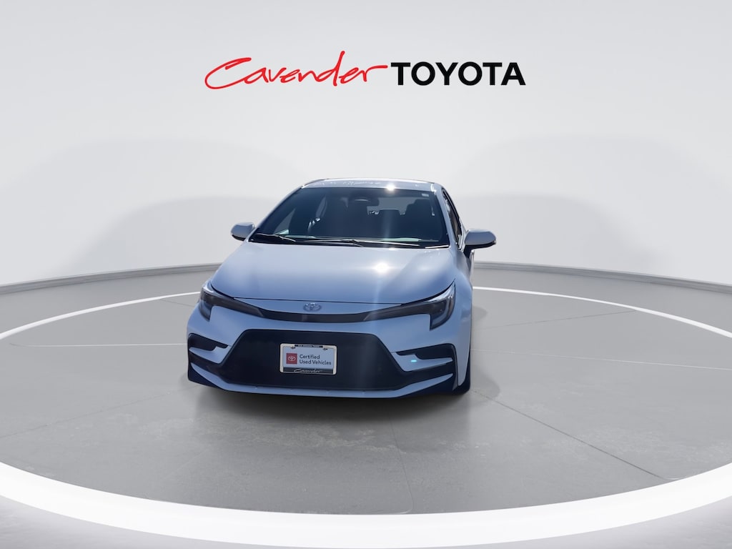 2026 Toyota Corolla SE photo 4