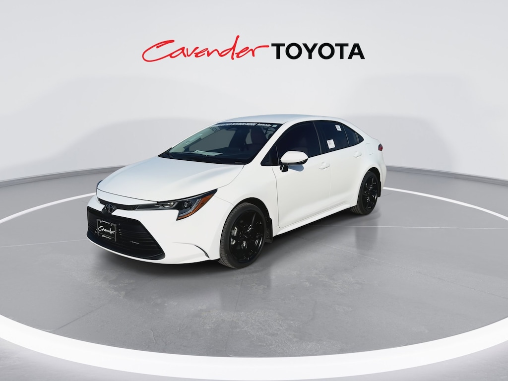 2026 Toyota Corolla LE photo 4