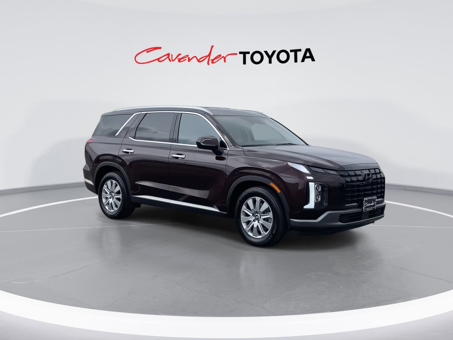 Used 2024 Hyundai Palisade SEL with VIN KM8R24GEXRU776146 for sale in San Antonio, TX