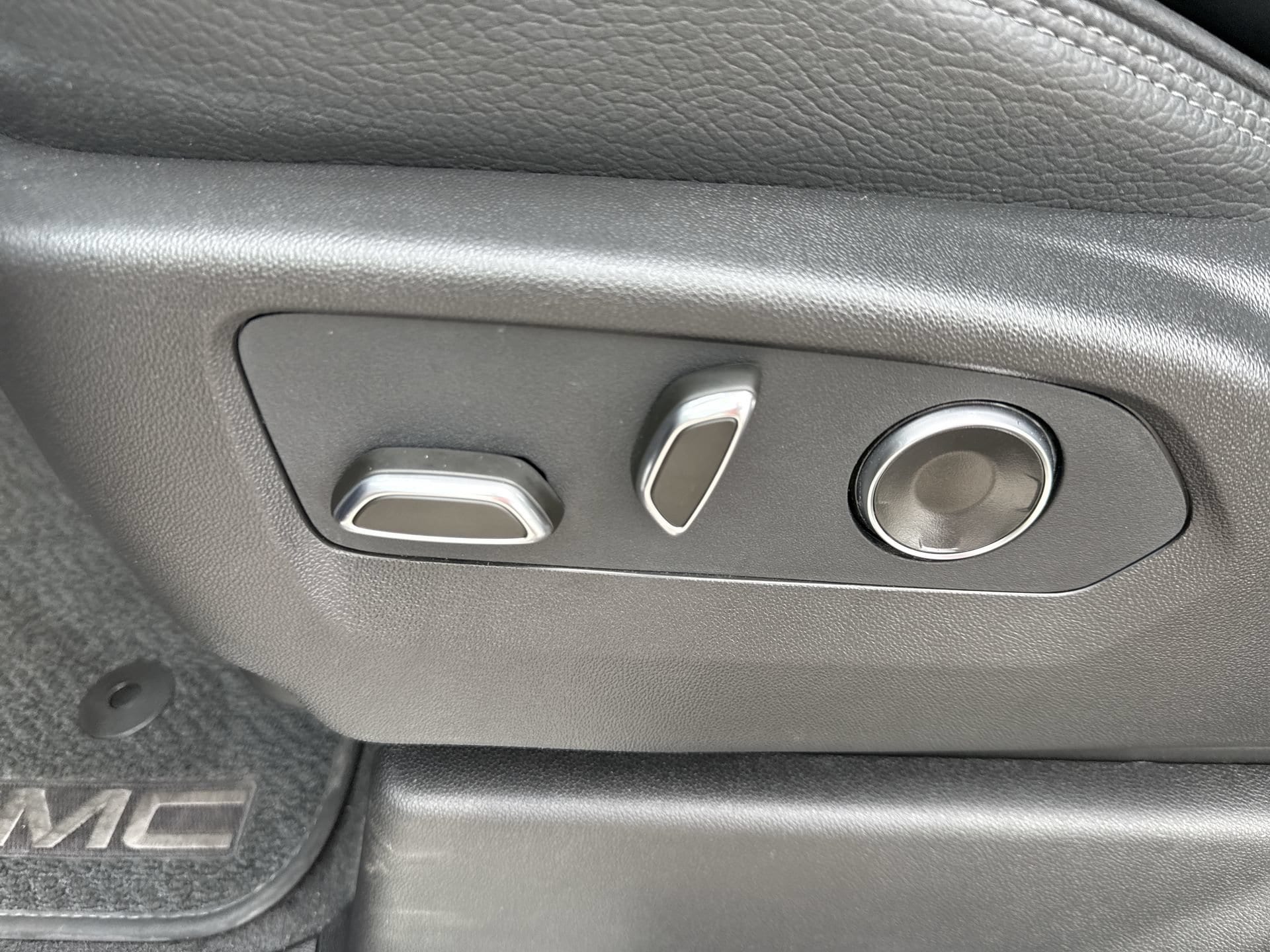 2026 GMC Sierra 1500 Denali - Photo 14