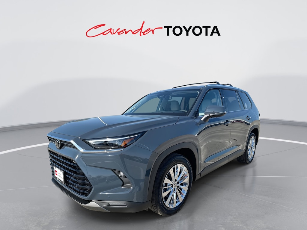 2026 Toyota Grand Highlander Platinum photo 2