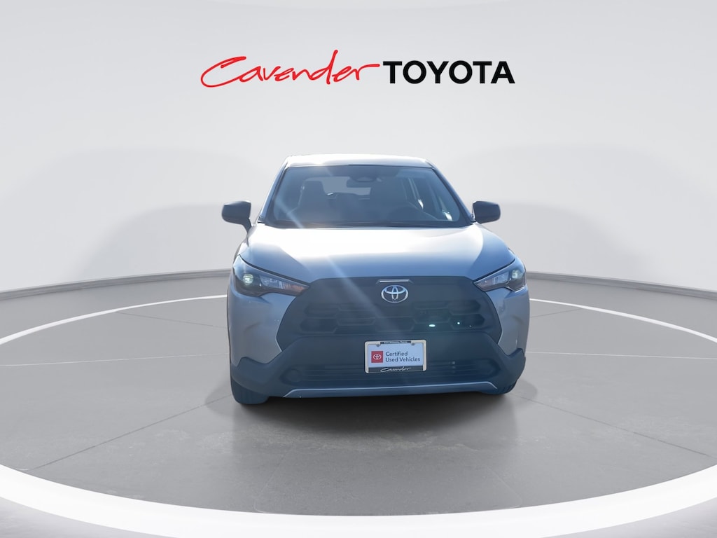 2026 Toyota Corolla Cross L photo 4