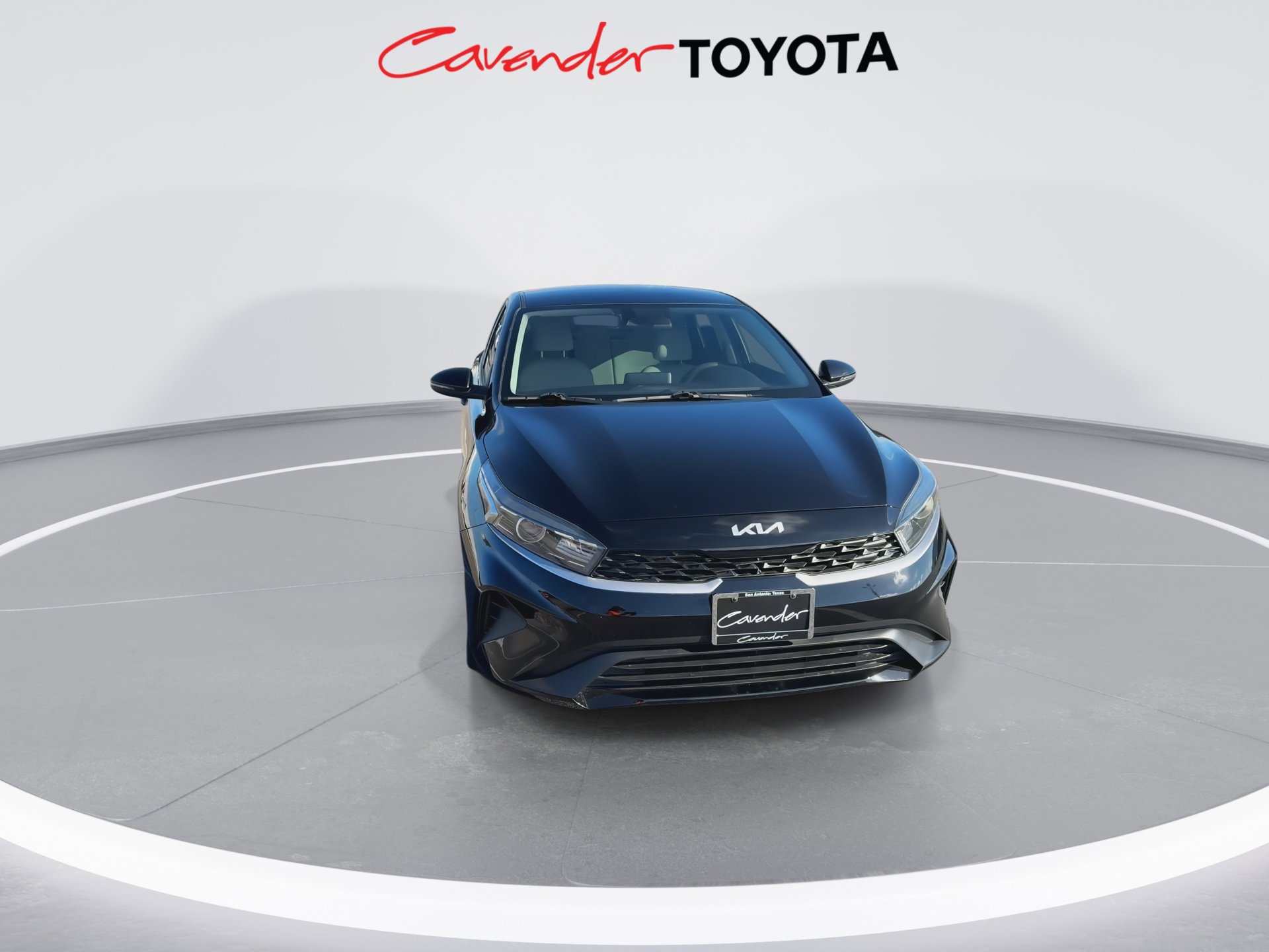 2023 Kia Forte LXS photo 3