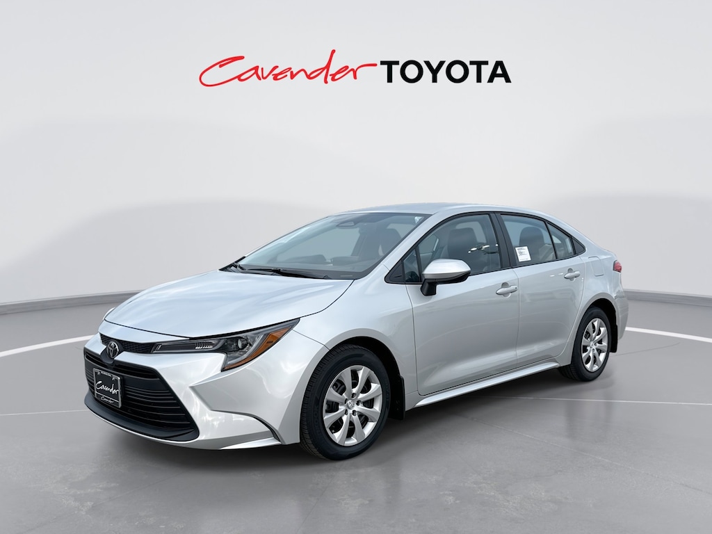 2026 Toyota Corolla LE photo 2