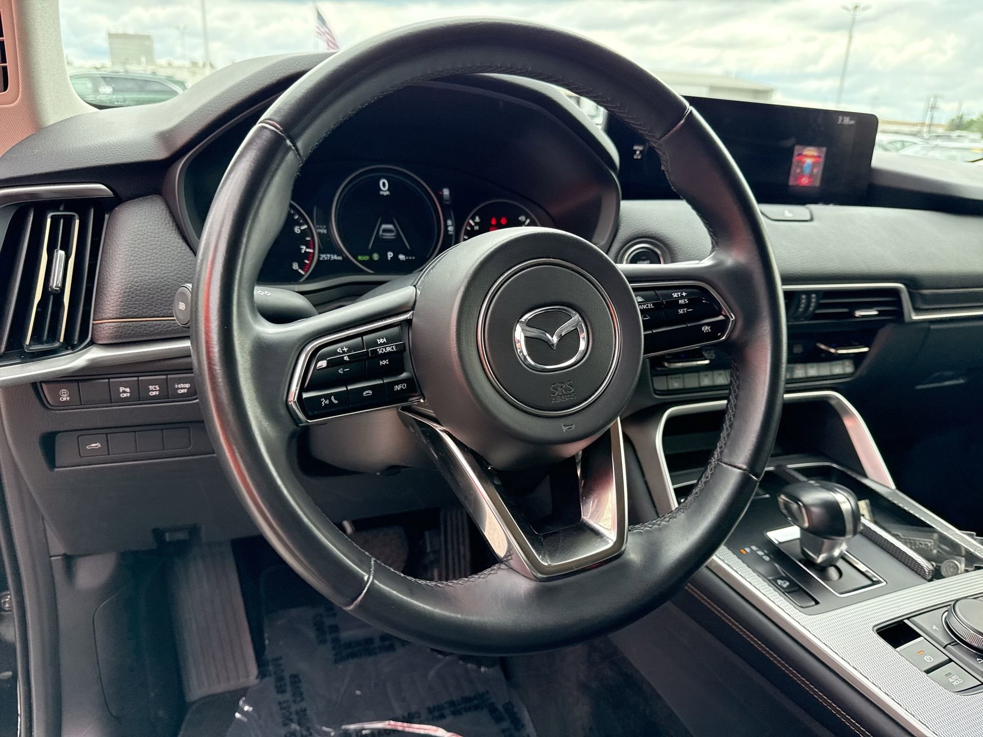 2025 Mazda CX-90 Preferred Package - Photo 11
