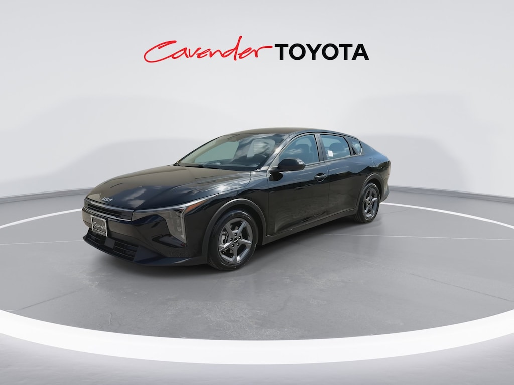 2025 Kia K4 LXS photo 4