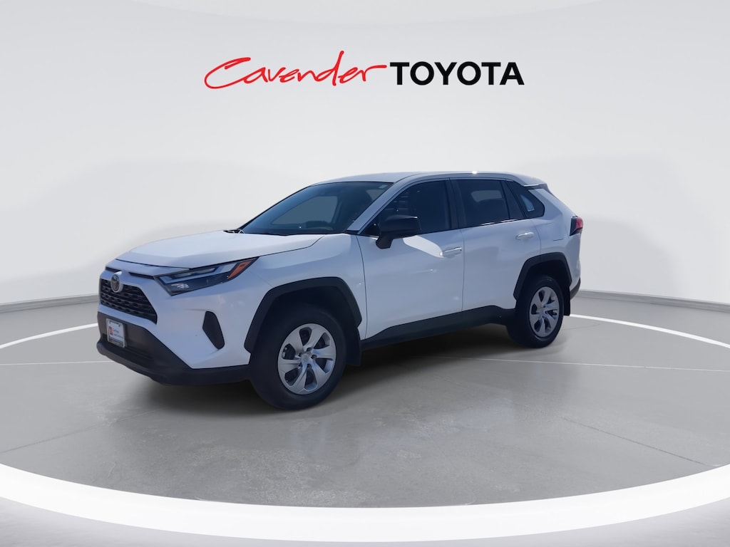 2023 Toyota RAV4 LE photo 4
