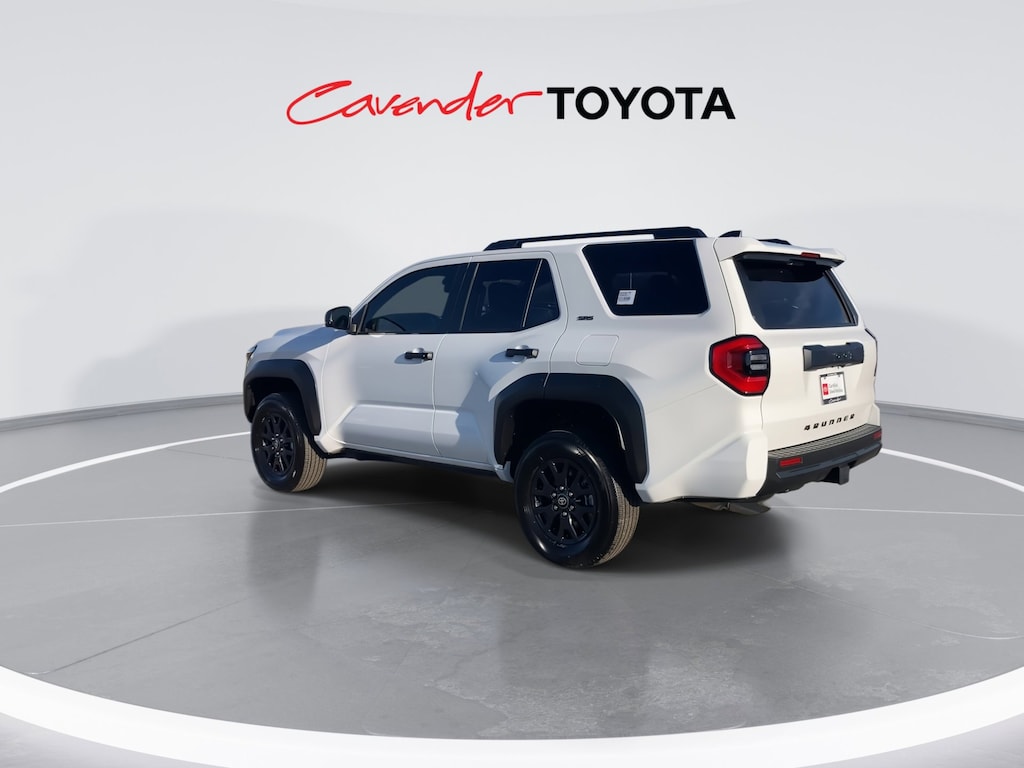2025 Toyota 4Runner SR5 photo 2