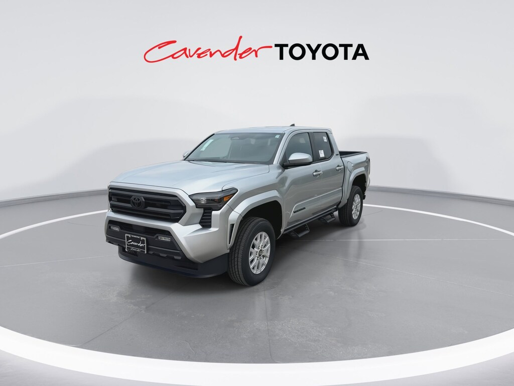 2025 Toyota Tacoma SR5 photo 4