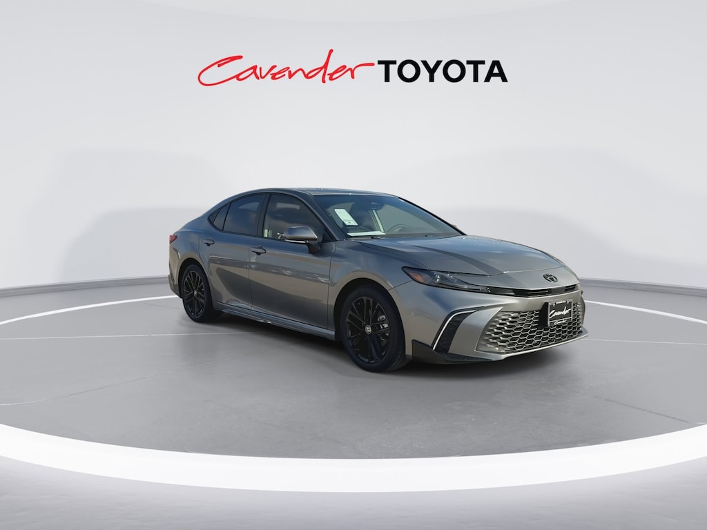 2026 Toyota Camry SE photo 2