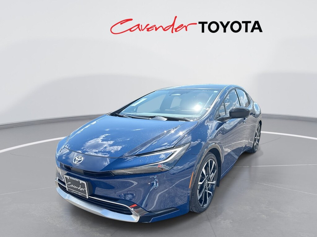 New 2025 Toyota Prius Plug-in Hybrid XSE Premium Hatchback