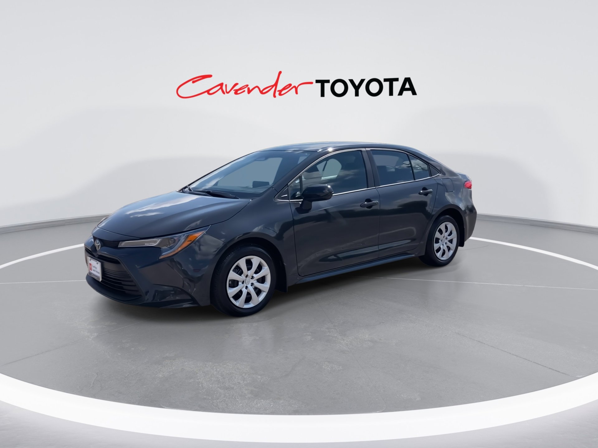 2025 Toyota Corolla LE photo 4