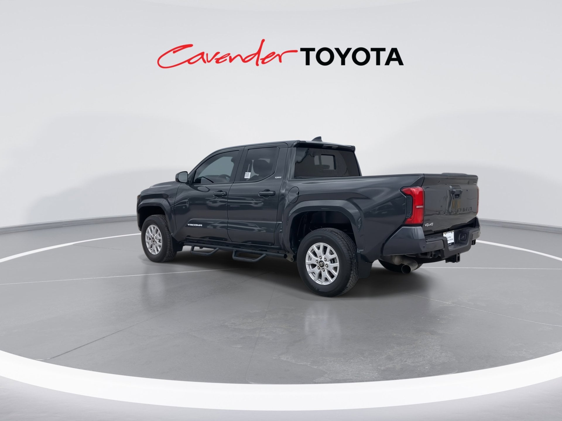 2024 Toyota Tacoma SR5 - Photo 6