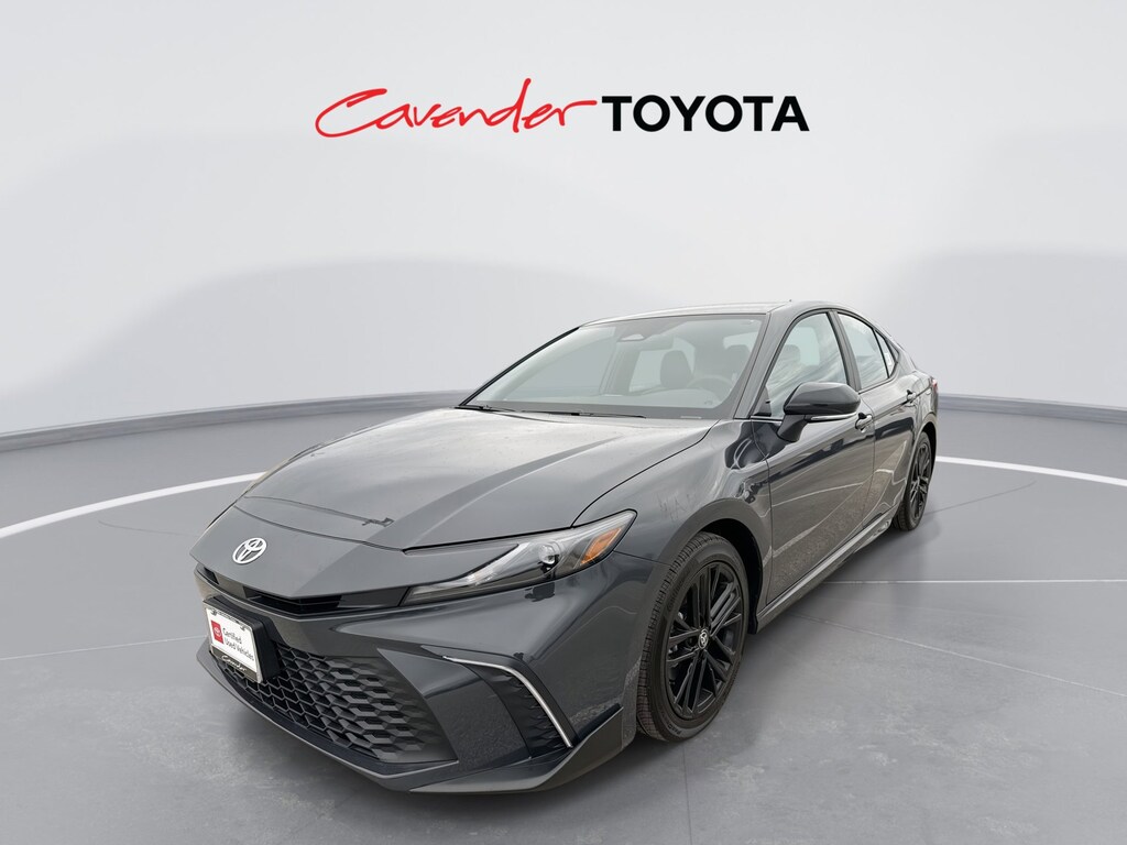 2026 Toyota Camry SE photo 2