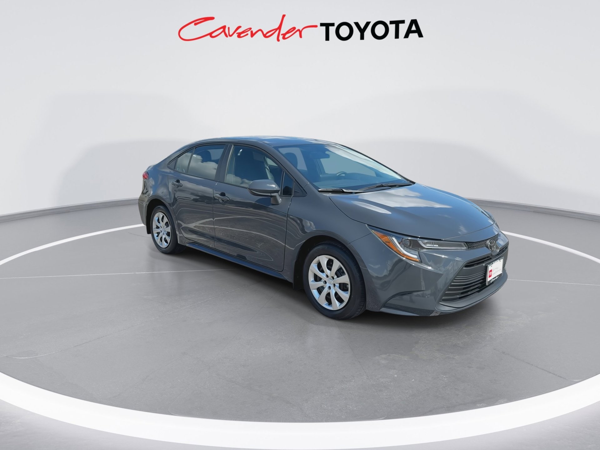2025 Toyota Corolla LE photo 2