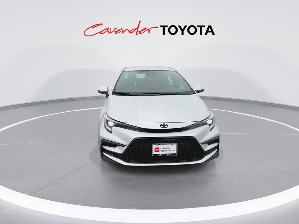 2026 Toyota Corolla SE photo 3