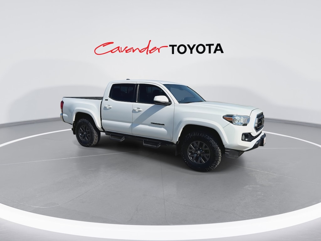 2023 Toyota Tacoma SR5 photo 2