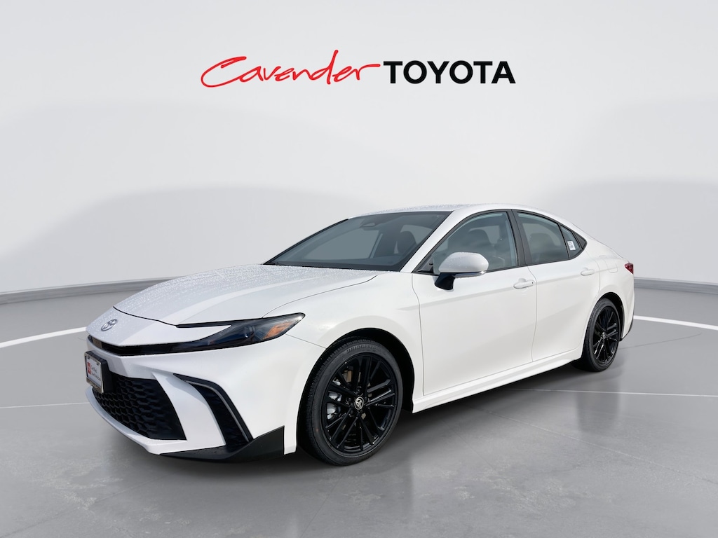 2026 Toyota Camry SE photo 2