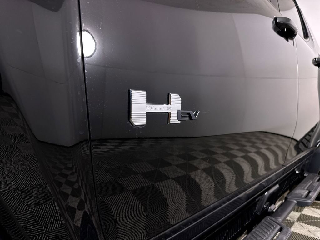 2024 GMC HUMMER EV 2X - Photo 32