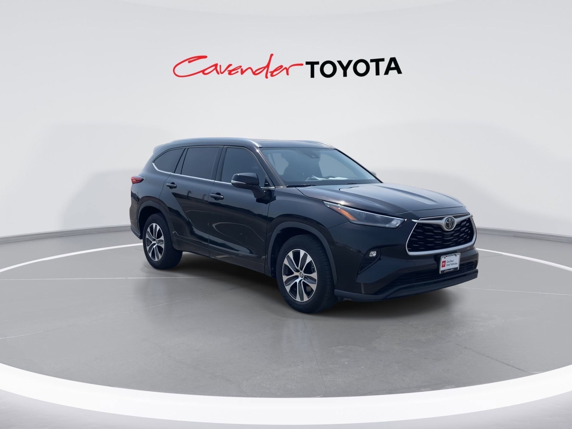 Certified 2021 Toyota Highlander XLE with VIN 5TDGZRAH7MS042732 for sale in San Antonio, TX