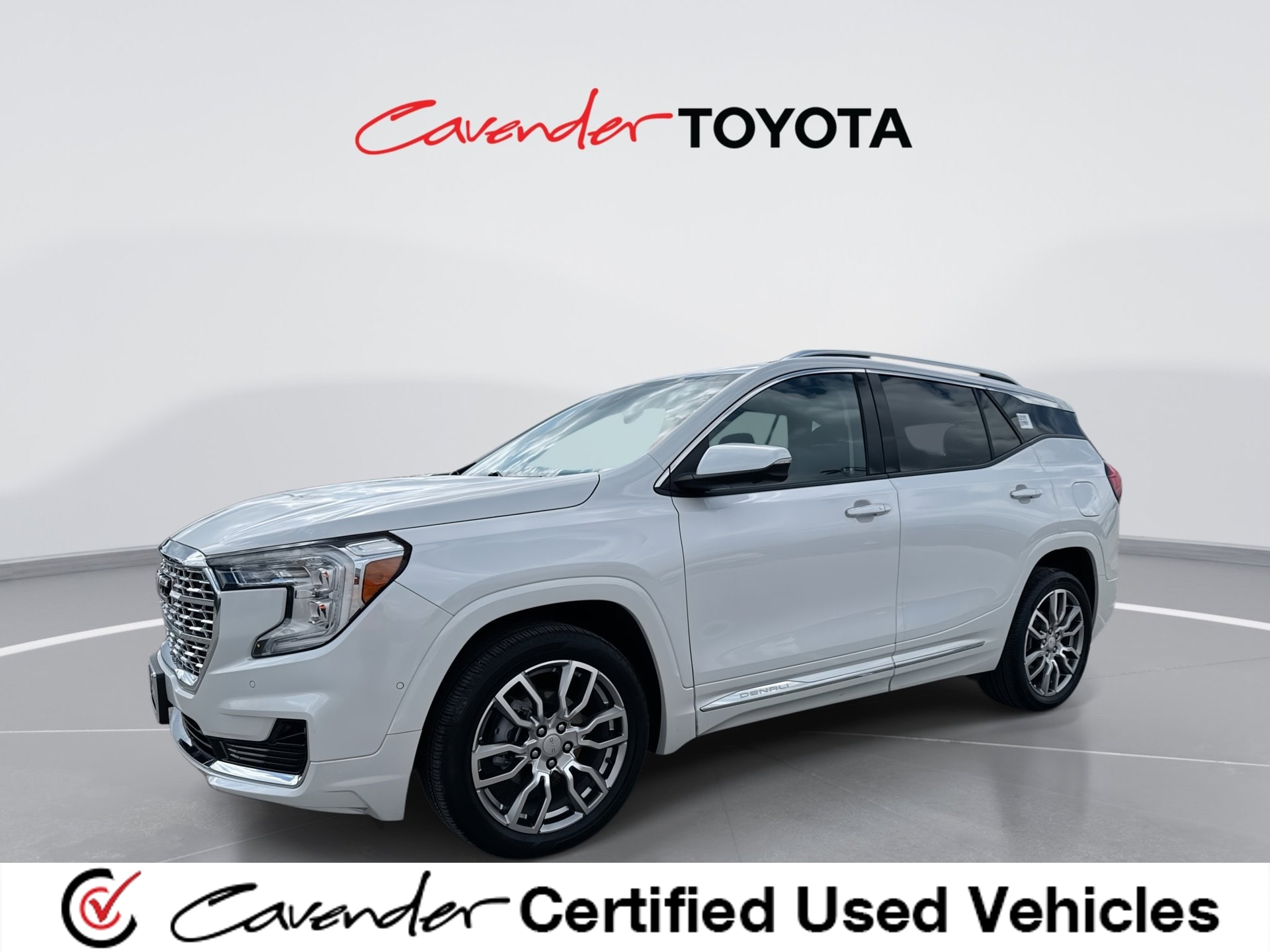 2022 GMC Terrain Denali AWD's photo