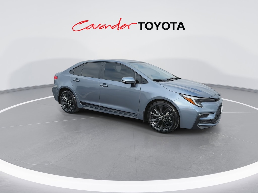 2025 Toyota Corolla SE photo 2