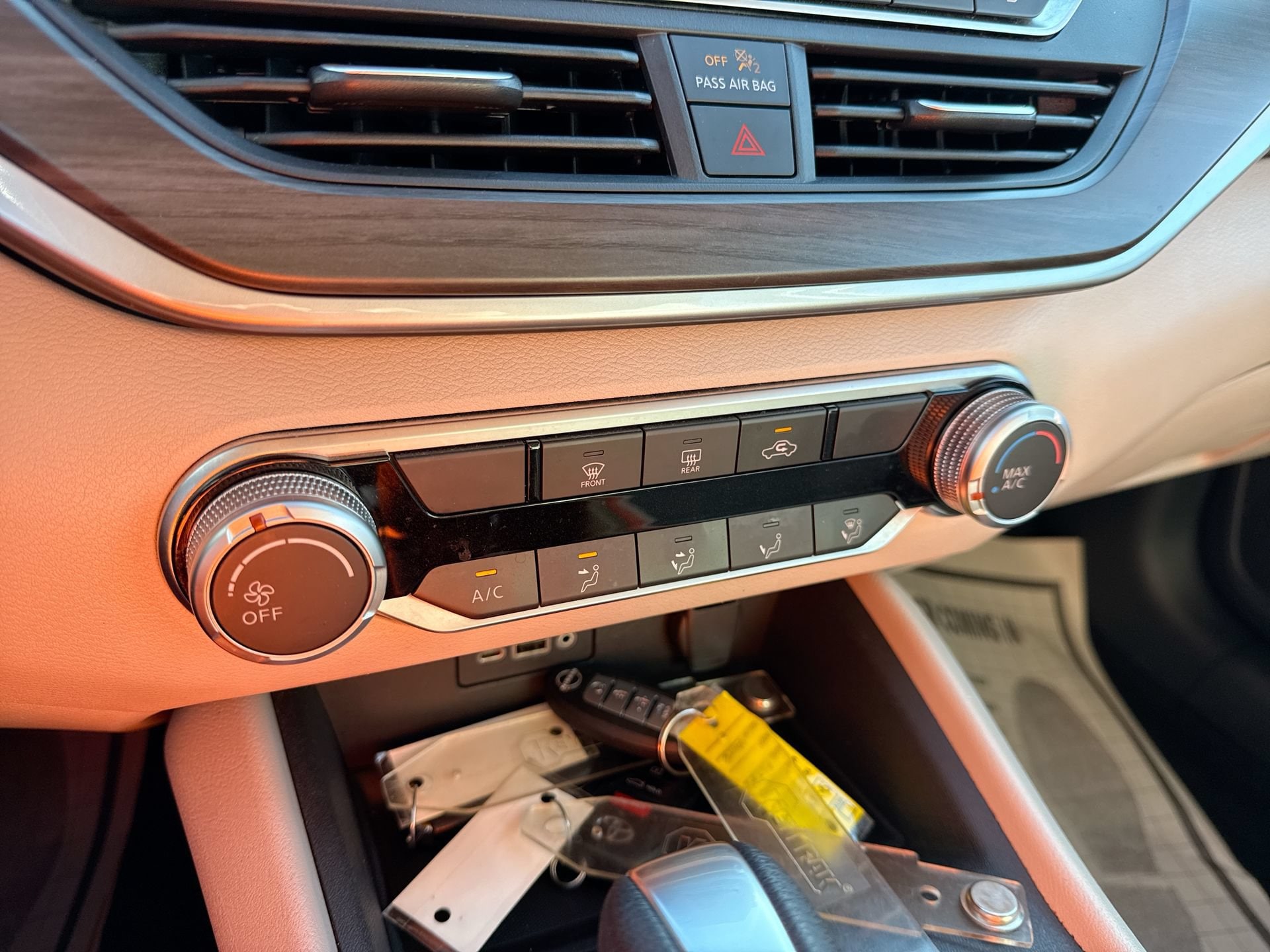 2025 Nissan Altima SV - Photo 16