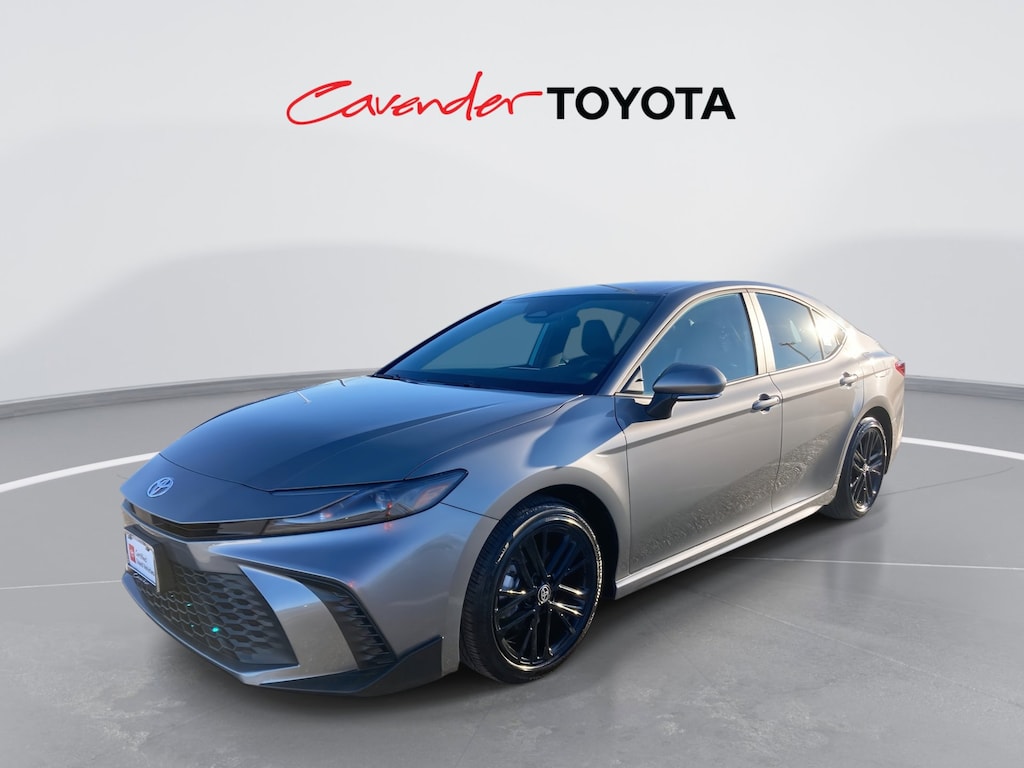 2026 Toyota Camry SE photo 2