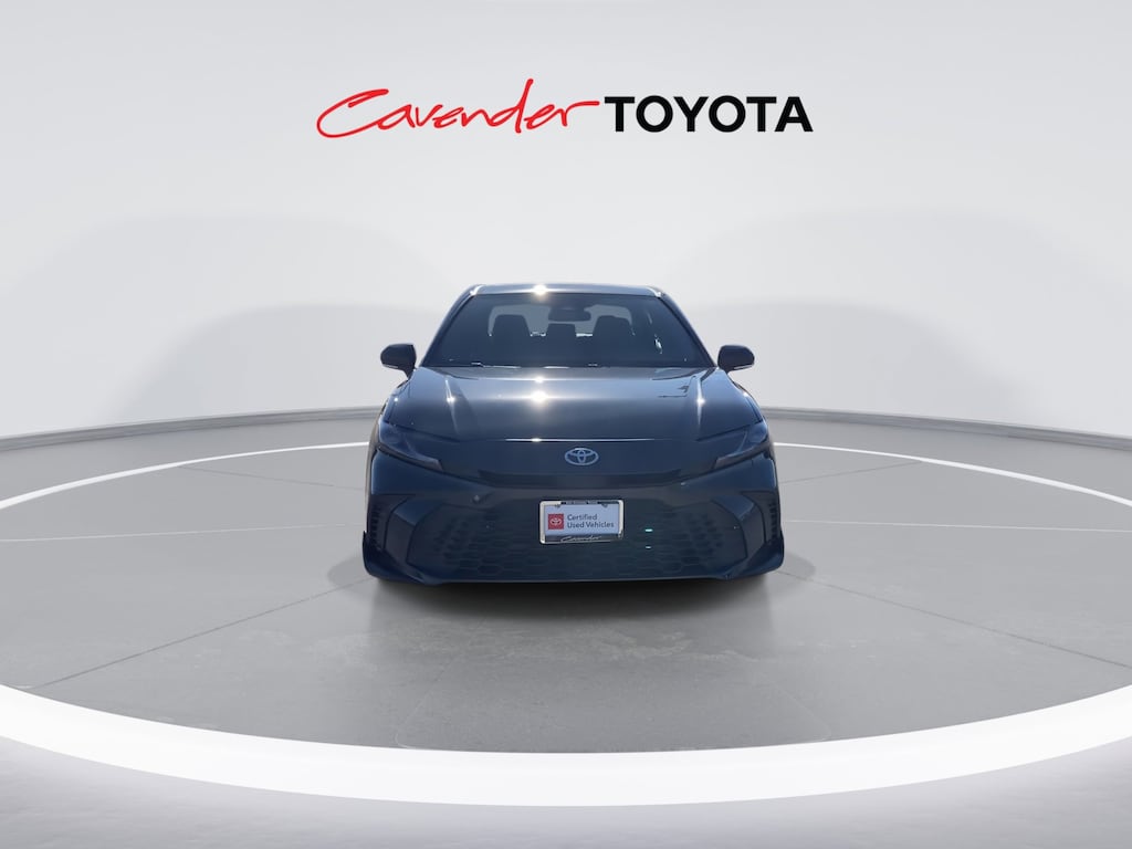 2026 Toyota Camry SE photo 4