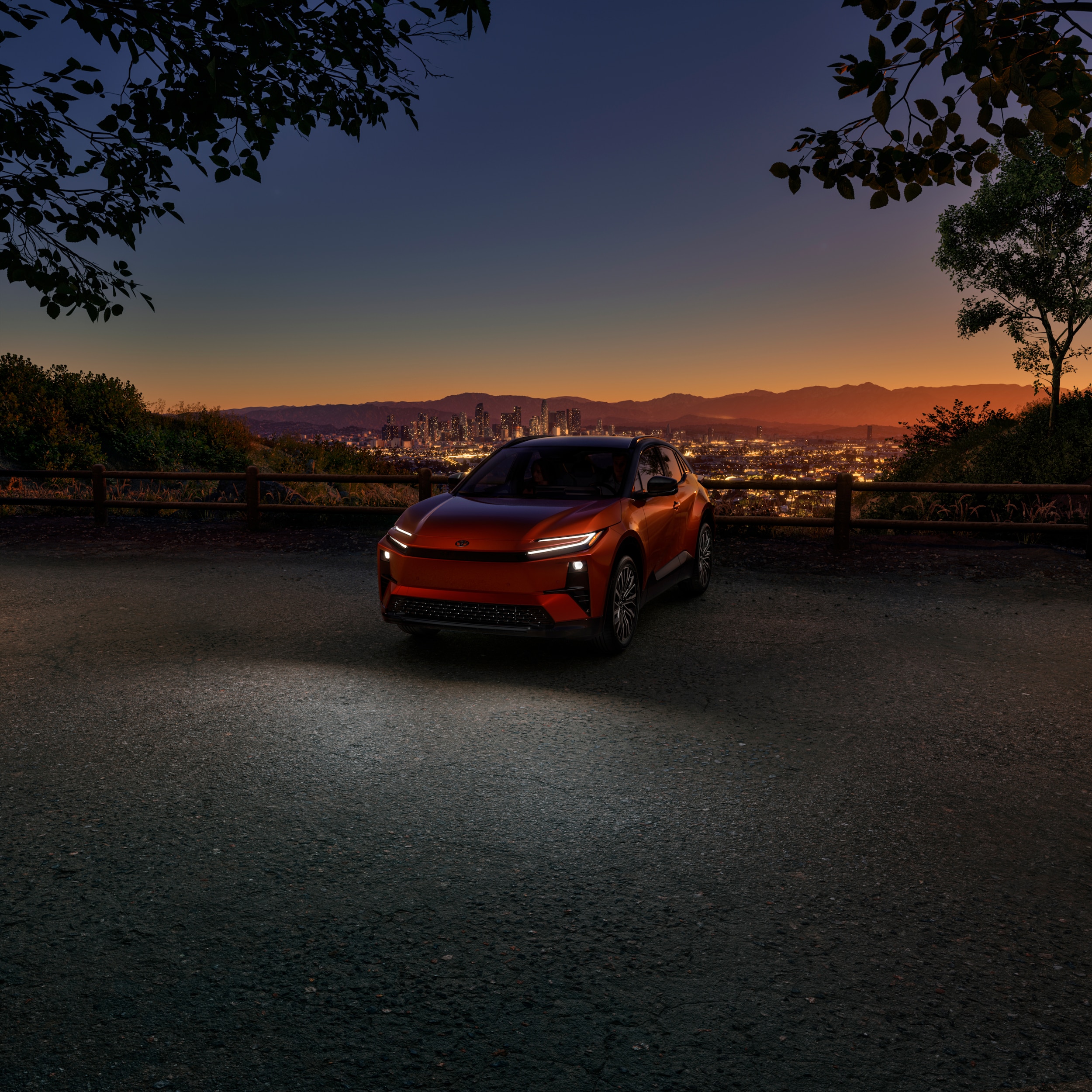 2026-Toyota-CHR-XSE-SUV-L02.jpg