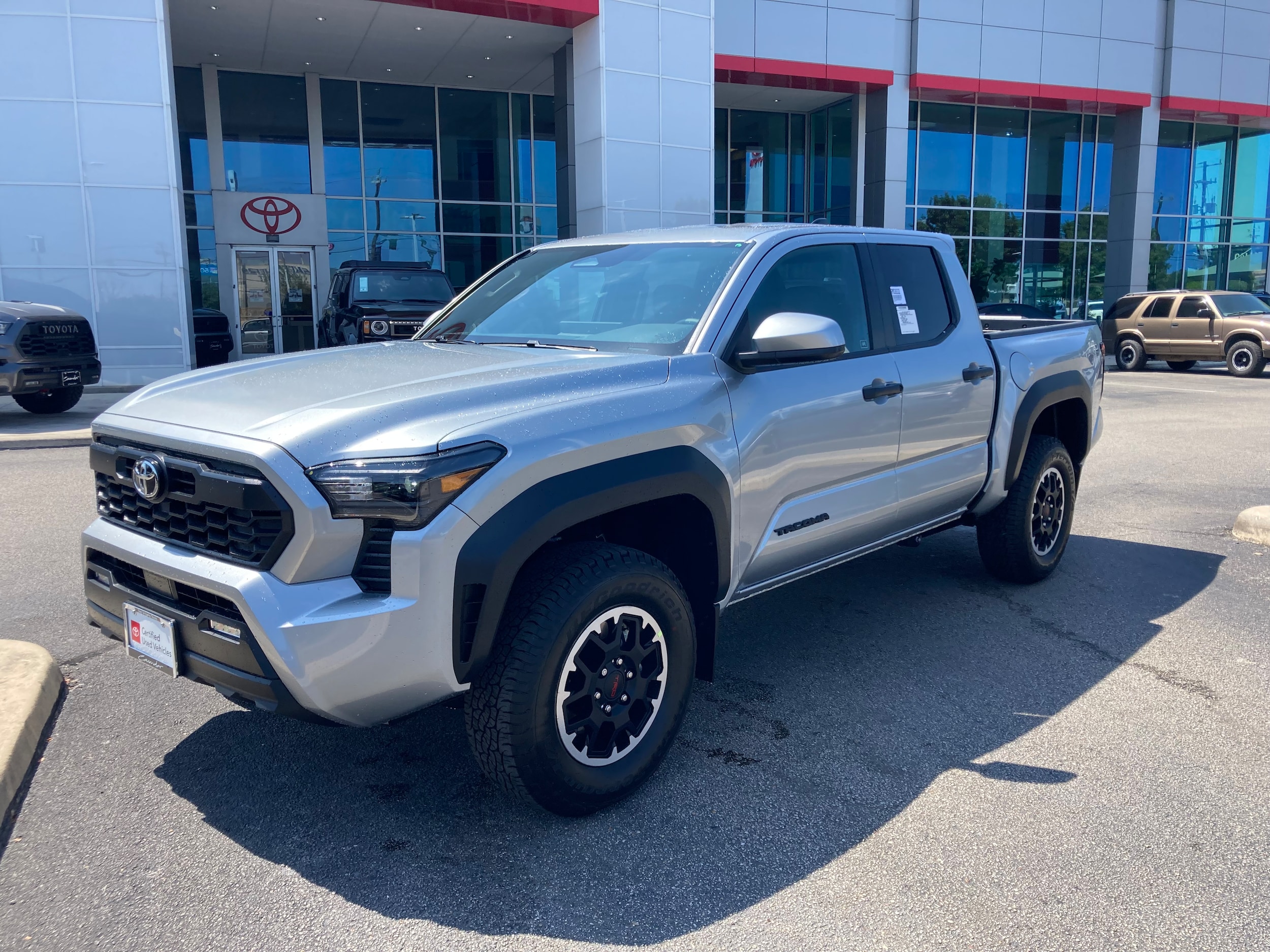 Certified 2024 Toyota Tacoma TRD Off Road with VIN 3TMLB5JN3RM038332 for sale in San Antonio, TX