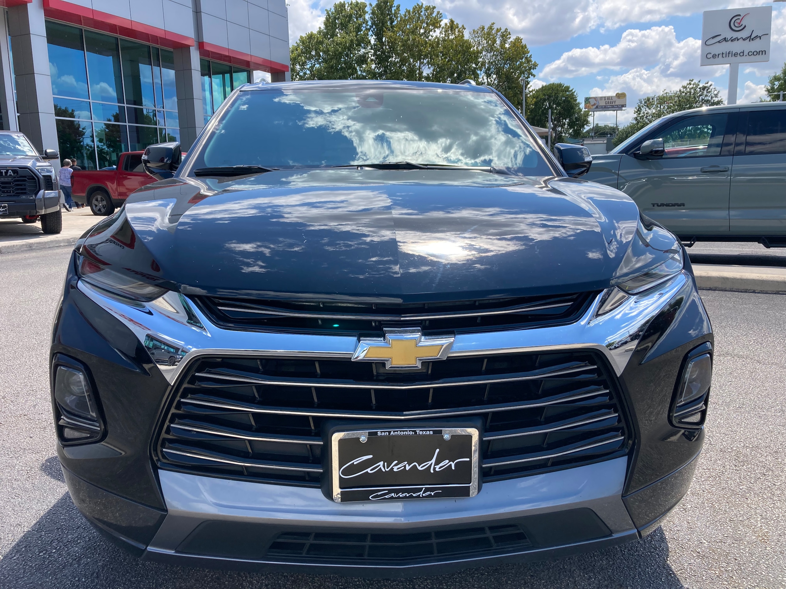 Used 2022 Chevrolet Blazer Premier with VIN 3GNKBFRS8NS203056 for sale in San Antonio, TX