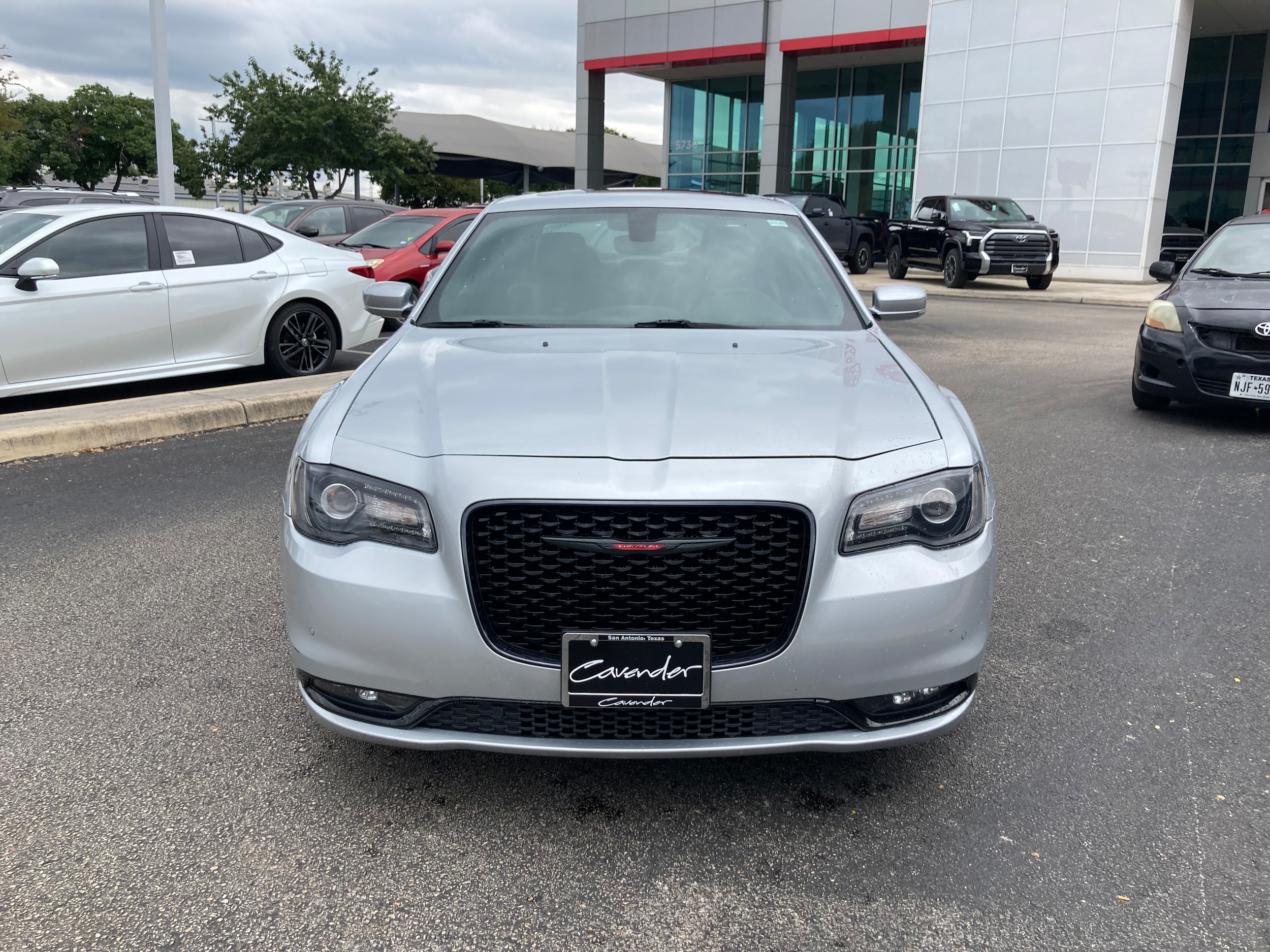 Used 2023 Chrysler 300 S with VIN 2C3CCABG9PH524326 for sale in San Antonio, TX