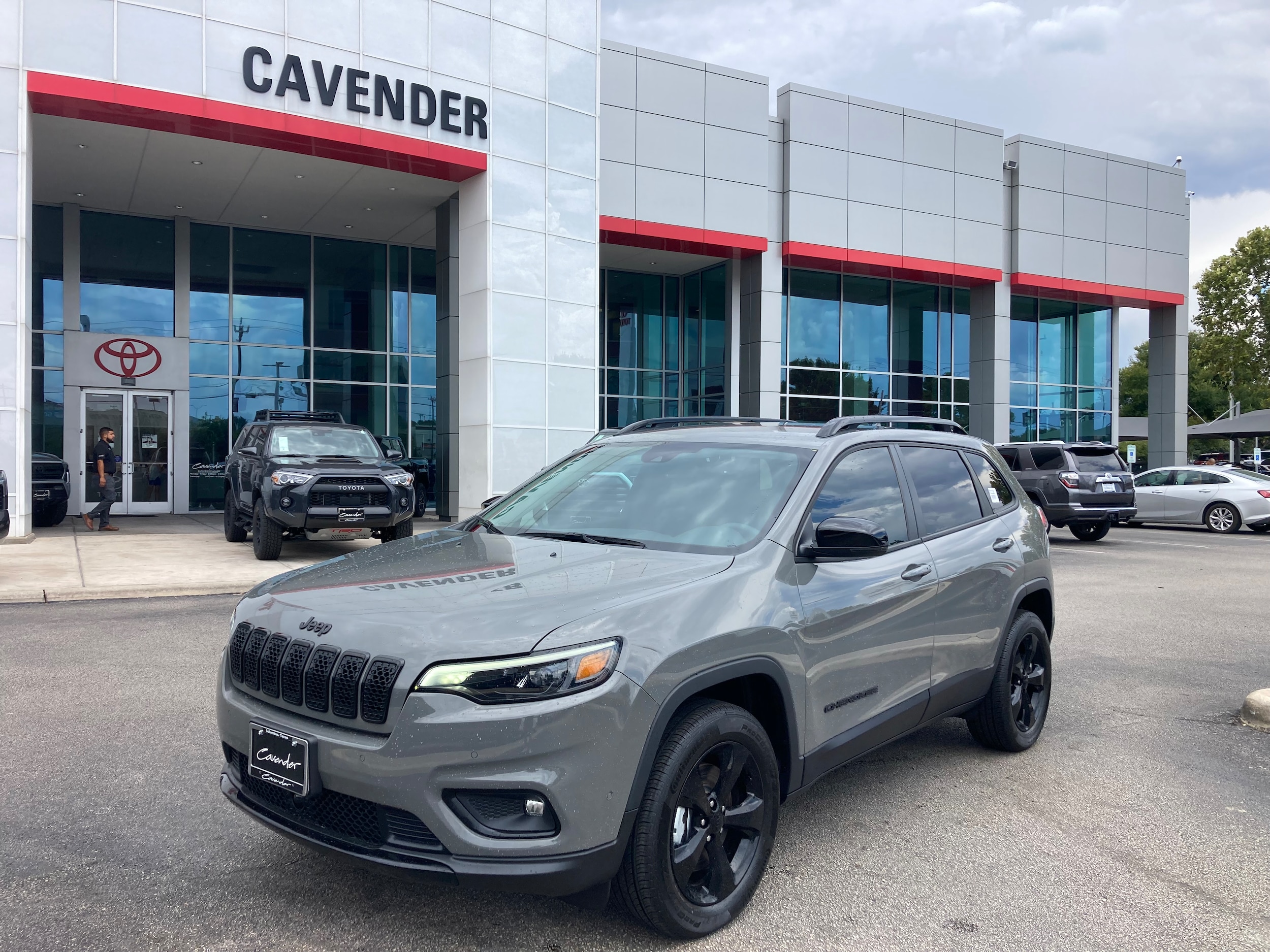 Used 2023 Jeep Cherokee Altitude Lux with VIN 1C4PJMMB7PD101361 for sale in San Antonio, TX