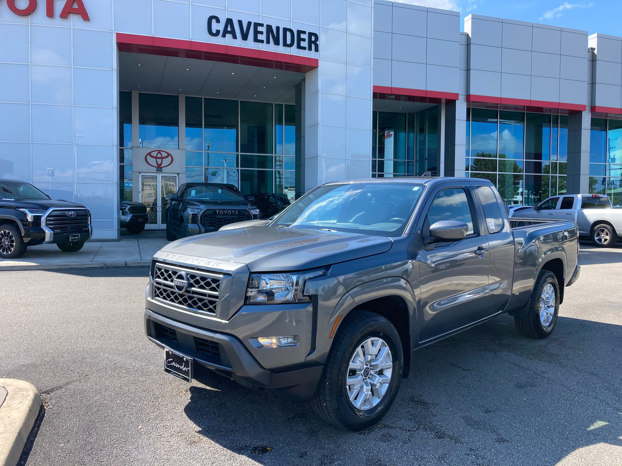 Used 2022 Nissan Frontier SV with VIN 1N6ED1CL6NN687899 for sale in San Antonio, TX