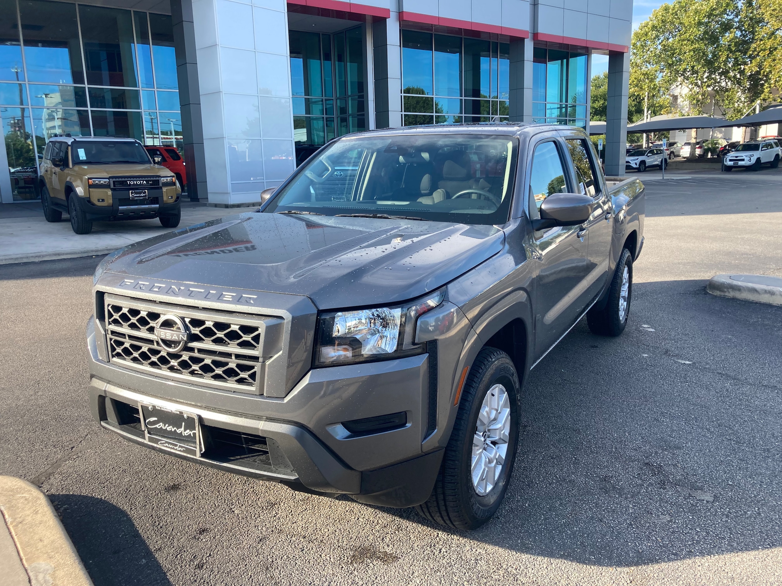 Used 2022 Nissan Frontier SV with VIN 1N6ED1EJ6NN633160 for sale in San Antonio, TX