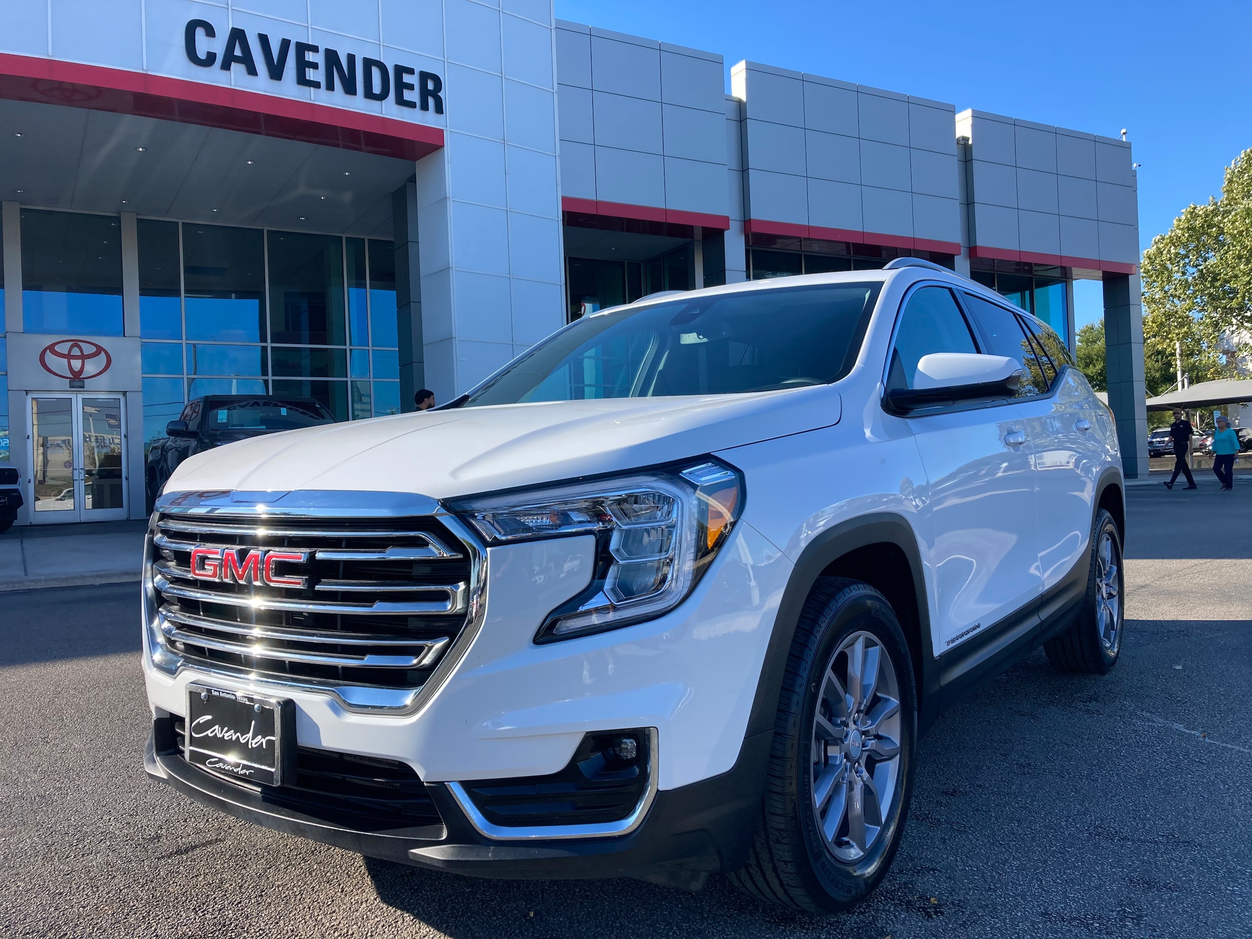 Used 2024 GMC Terrain SLT with VIN 3GKALVEG1RL149374 for sale in San Antonio, TX