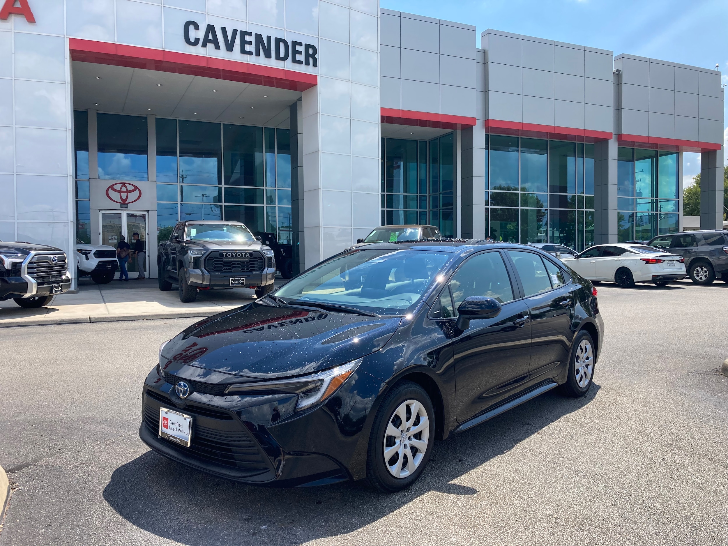 Certified 2024 Toyota Corolla LE with VIN JTDBCMFE8R3039683 for sale in San Antonio, TX