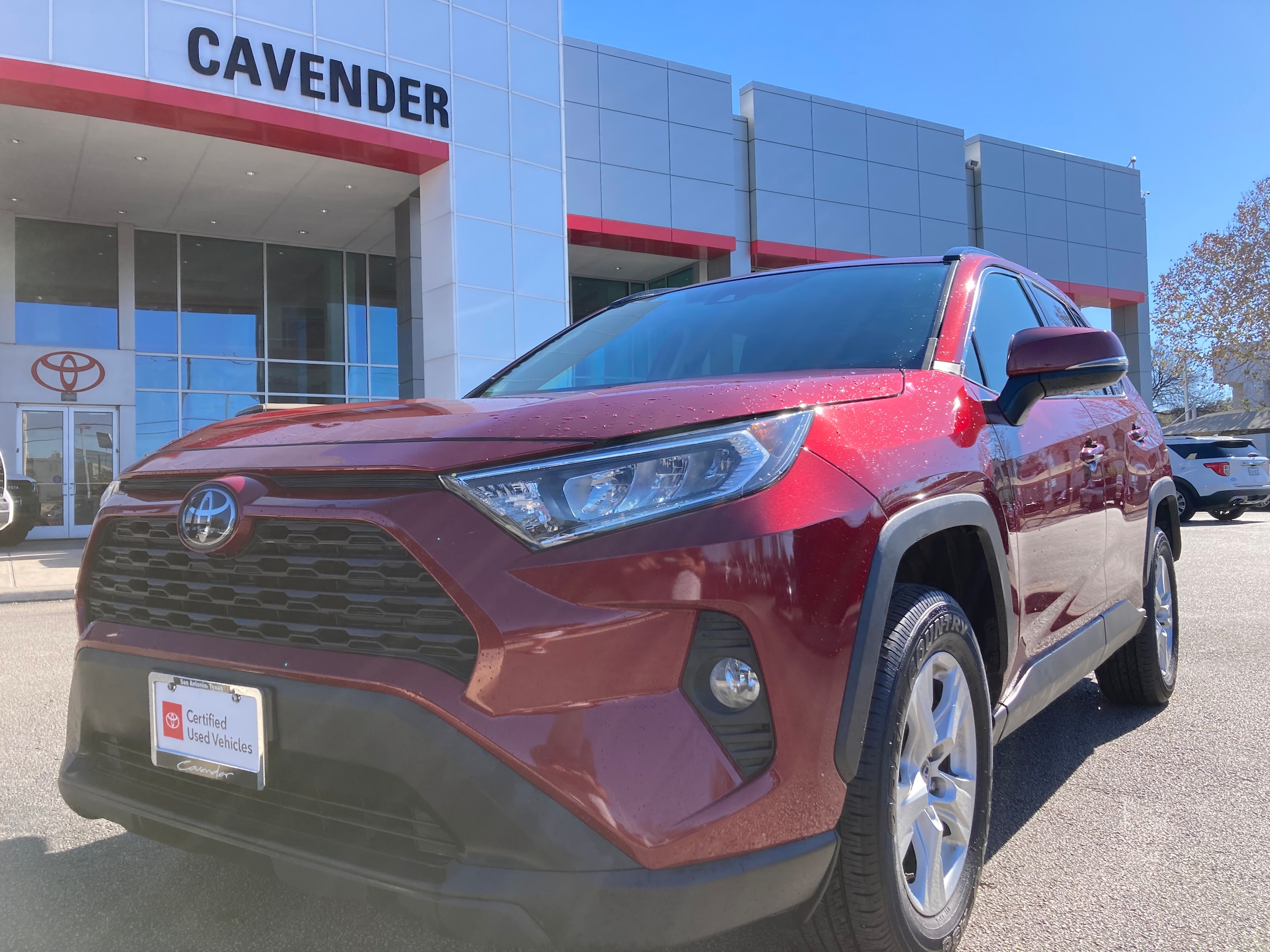 Certified 2020 Toyota RAV4 XLE with VIN 2T3W1RFV0LW102249 for sale in San Antonio, TX