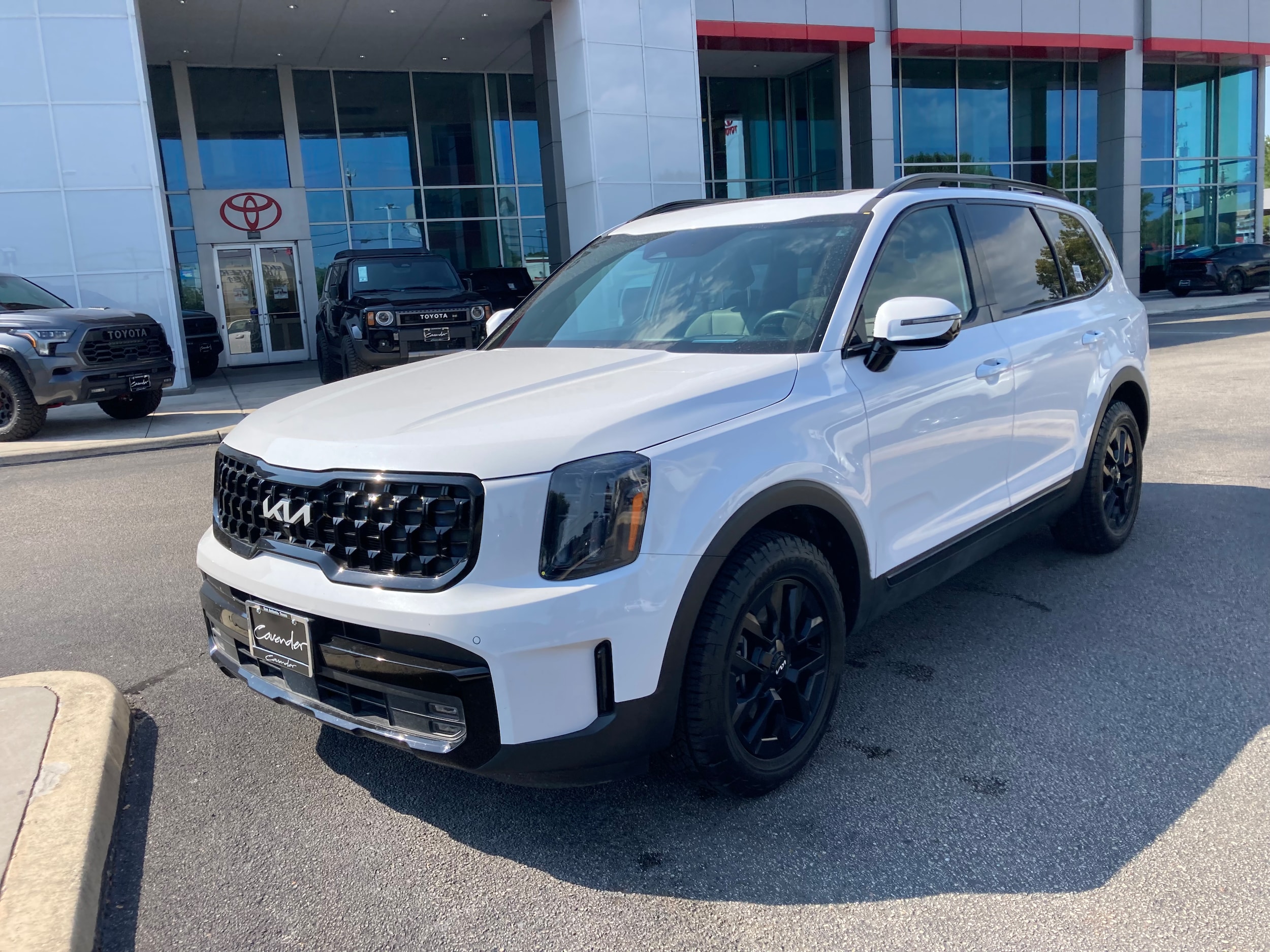 Used 2024 Kia Telluride SX Prestige X-Pro with VIN 5XYP5DGC8RG442538 for sale in San Antonio, TX