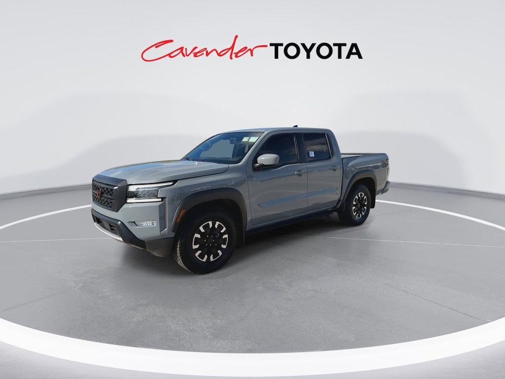 2024 Nissan Frontier PRO-X Crew Cab photo 4