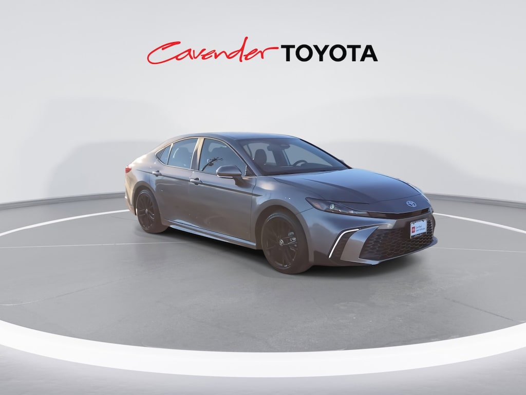2026 Toyota Camry SE photo 2