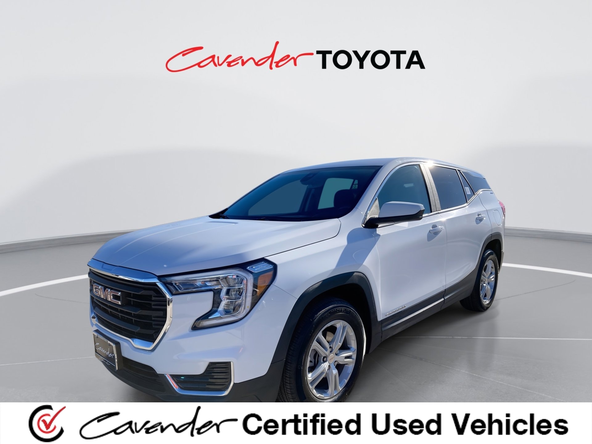 2024 GMC Terrain SLE's photo