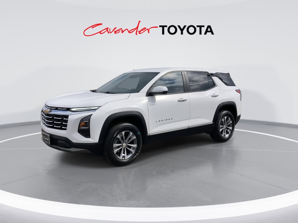 2025 Chevrolet Equinox LT photo 4