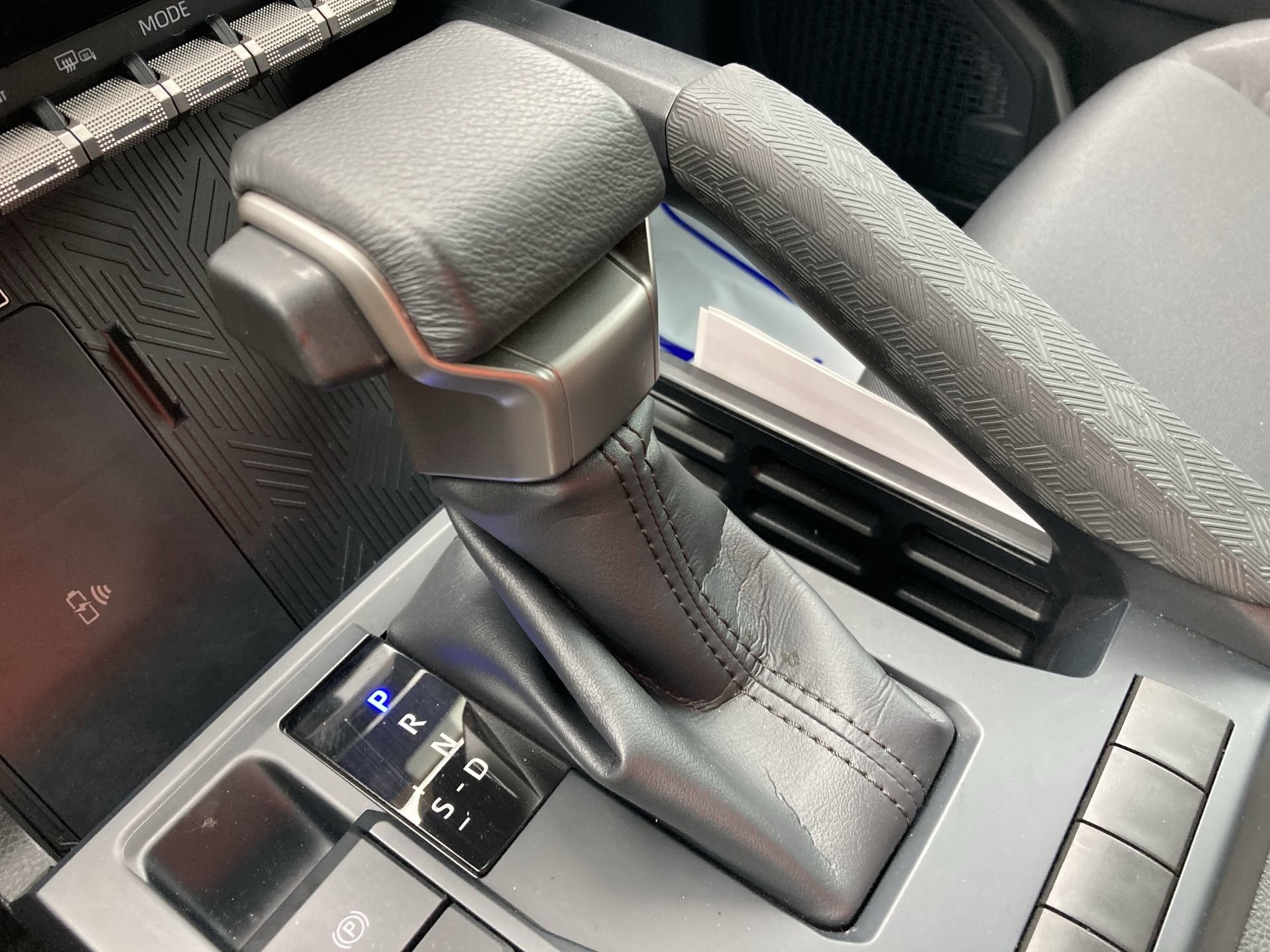 2024 Toyota Tacoma SR5 - Photo 23